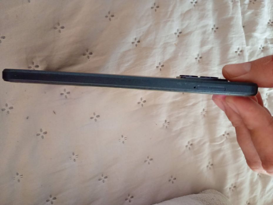 Motorola Moto G84 5G 12/256 GB