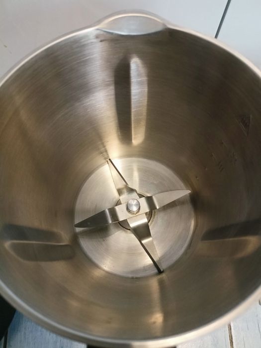 Wielofunkcyjny robot kuchenny PraktiCooker Salute