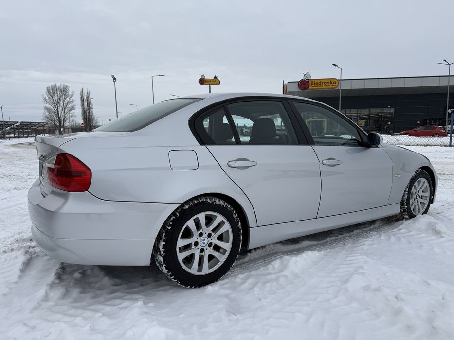 BMW E90 Seria 3 320i 150km 2005r