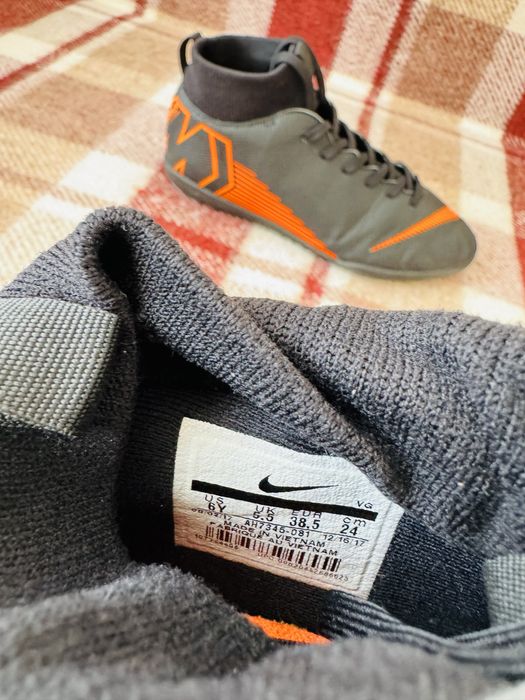 (Оригінал) сороконіжки,футзалки Nike MercurialX SuperflyX 6, розмір 37