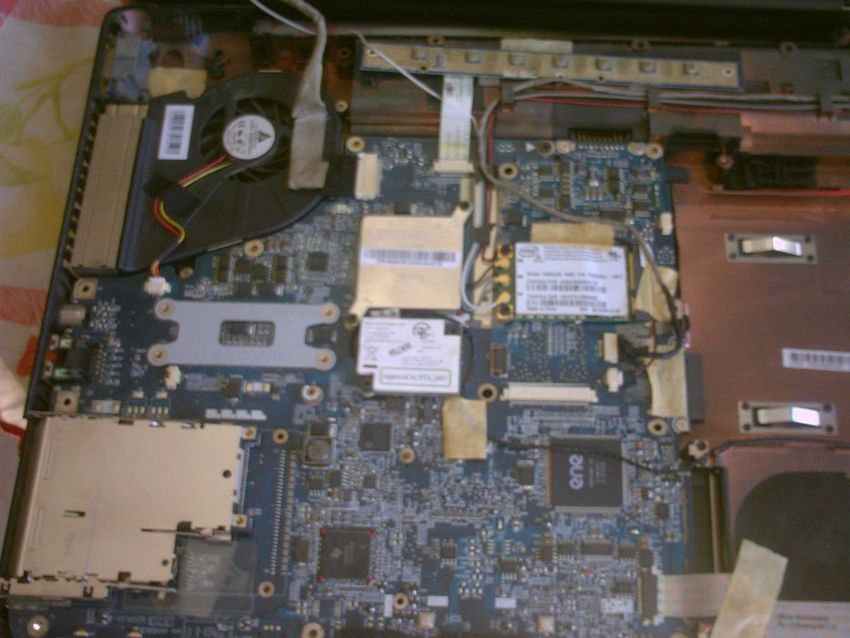 Computer equipment, screens, keyboards64309791932547124