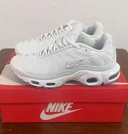 Buty Nike TN, czarne 45