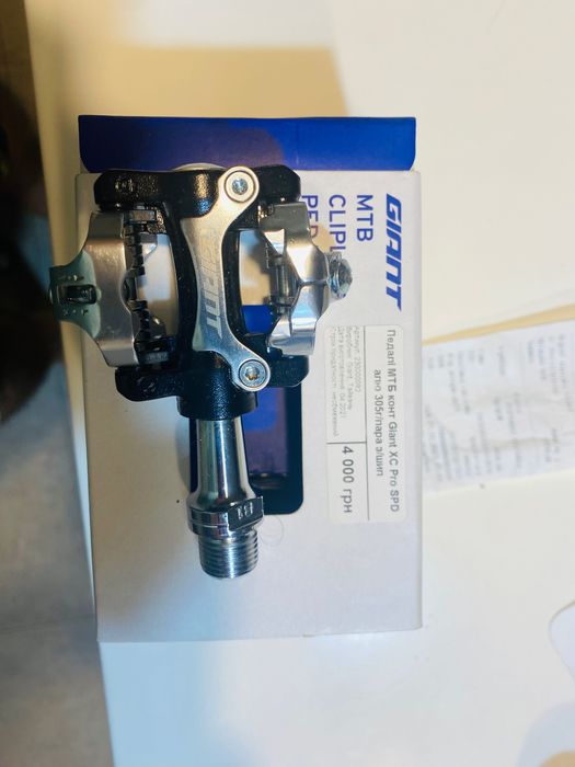 Педалі МТБ Giant  XC PRO контакти