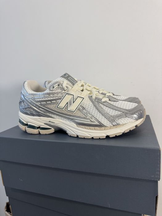 Кросівки оригінал New Balance 1906R Silver Metallic M1906REE  43