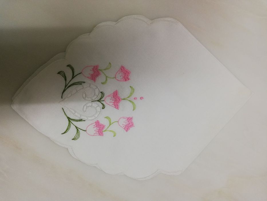 Pano para cesto de pão bordado - Novo