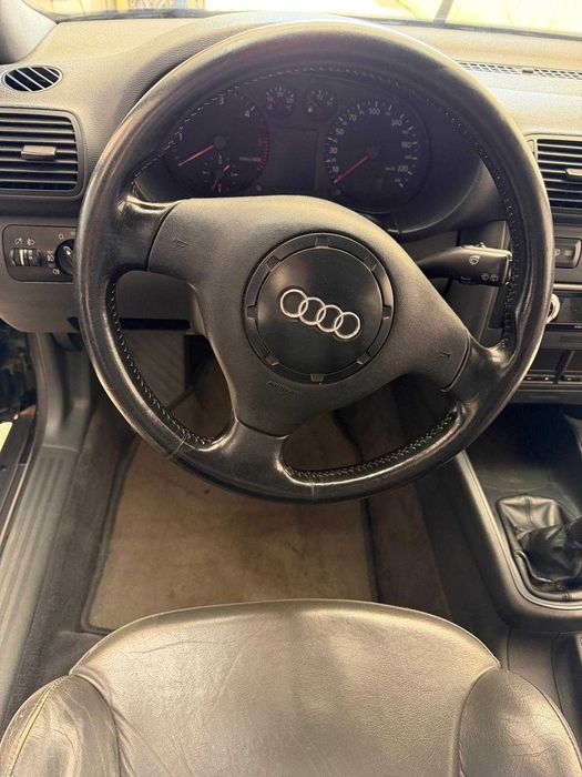 Audi A3 - 1.9TDI - 110CV - Nacional - 1 Dono - 197000km
