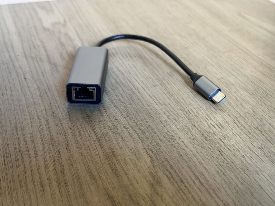 Адаптер USB-C → Ethernet (RJ-45)