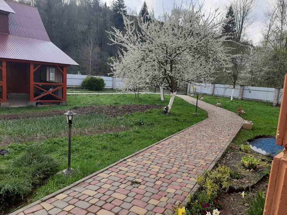 Продам гарний добротний будинок