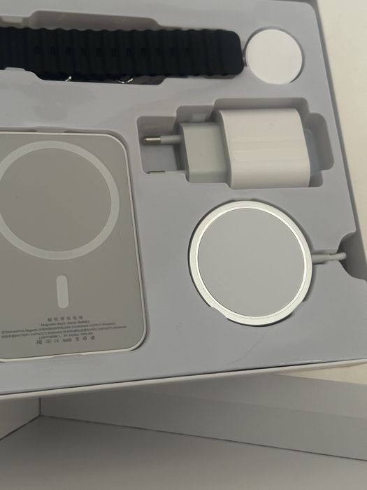 Combo X8 smartwatch powerbank