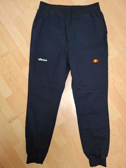 Ellesse spodnie S w pasie na gumie