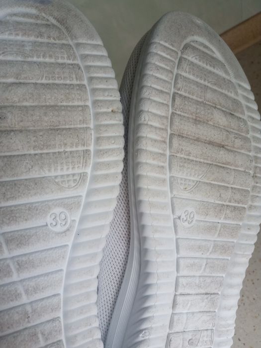 Buty damskie białe używane rozmiar 39 wkładka 24,5cm