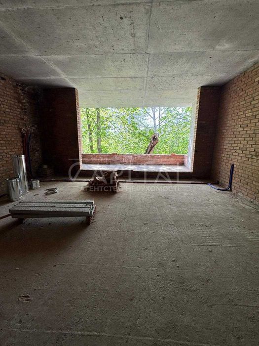 Продаж квартири, вул. Радченка Петра, клубний будинок "Совський"