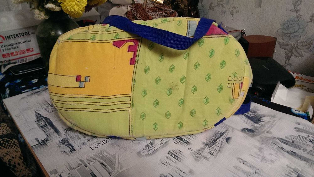 Собачья сумка -переноска в хорошем состоянии