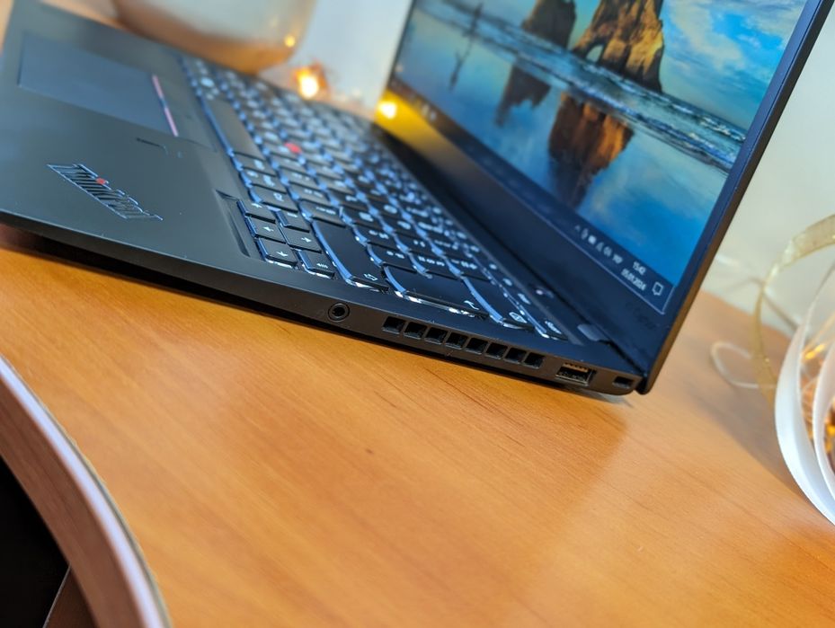 Ноутбук Lenovo ThinkPad X1 Carbon 6th/і5-8250/IPS/8/512/FullHD/IPS
