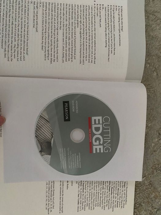 Cutting Edge, Advanced C1 student’s book with DVD disk