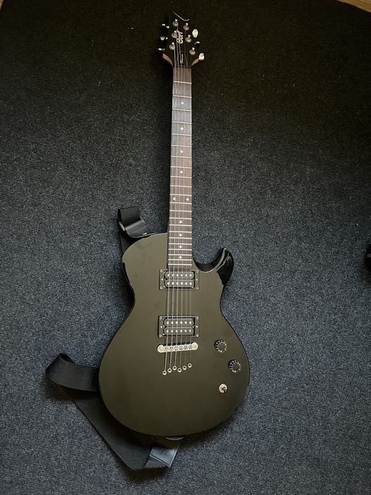 Guitarra Cort Zenox