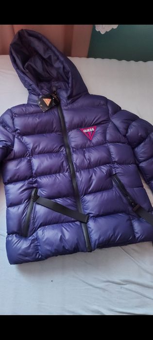 Kurtki damskie zimowe. Wyszywane logo.  Rozmiar S.M.