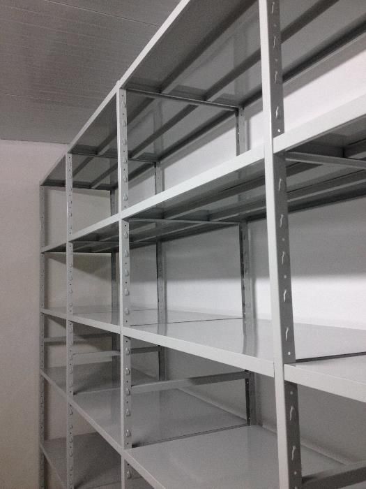 Estante de Encaixe para Arquivo /Arrumação Caixas Metálicas de Encaixe