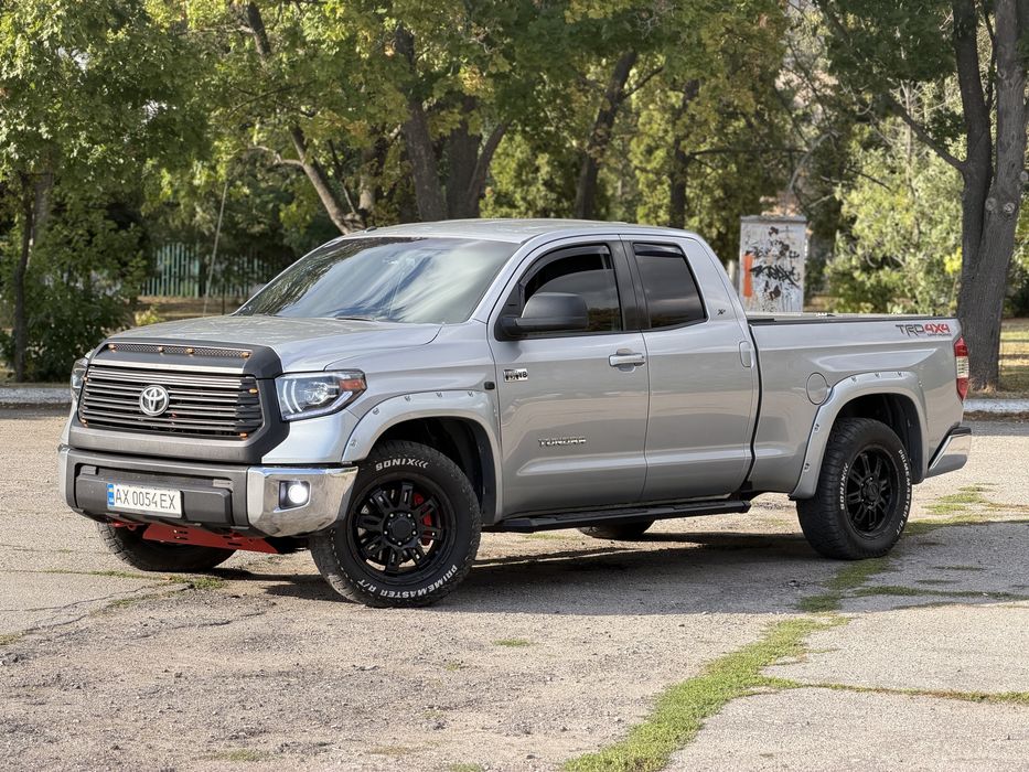 Toyota Tundra 2014