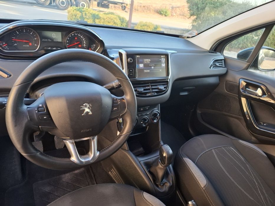 Peugeot 208 1.4 hdi