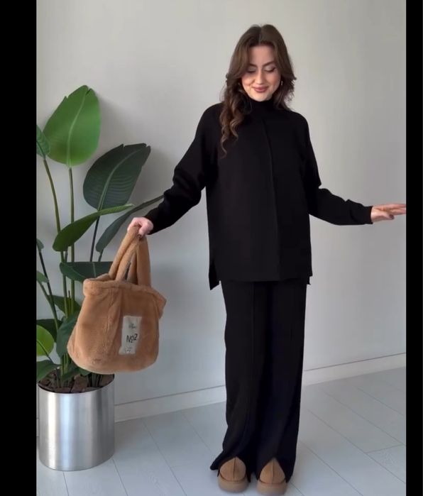 Костюм у стилі оверсазй ангора