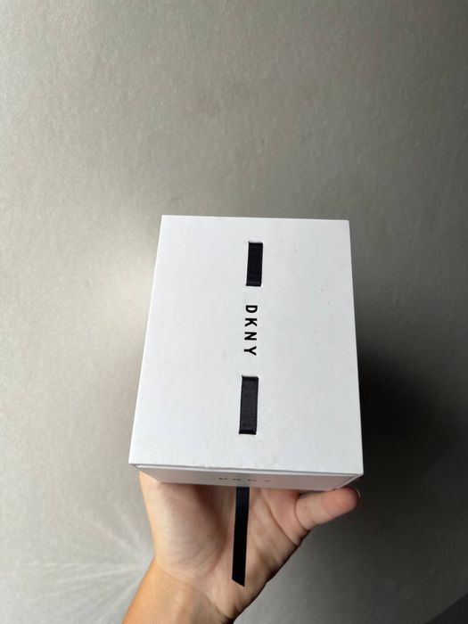 Новий годинник DKNY жіночий