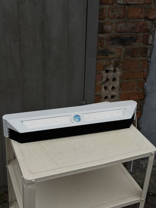 Екранований опромінювач з жалюзі BactoSfera EKRAN Jalousie 15