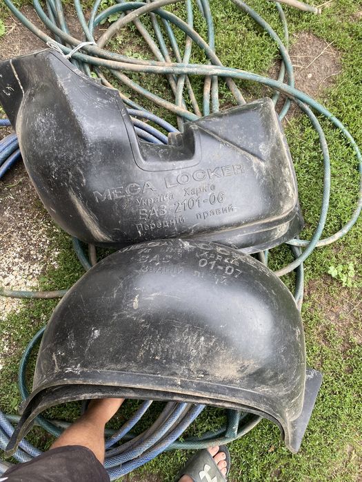 Продам подкрилки на ваз 2101-07