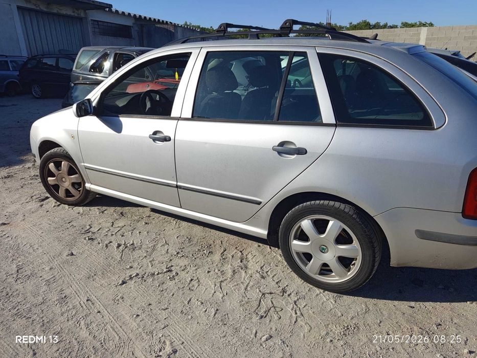 Para peças Skoda Fabia 1.4 I ano 2002