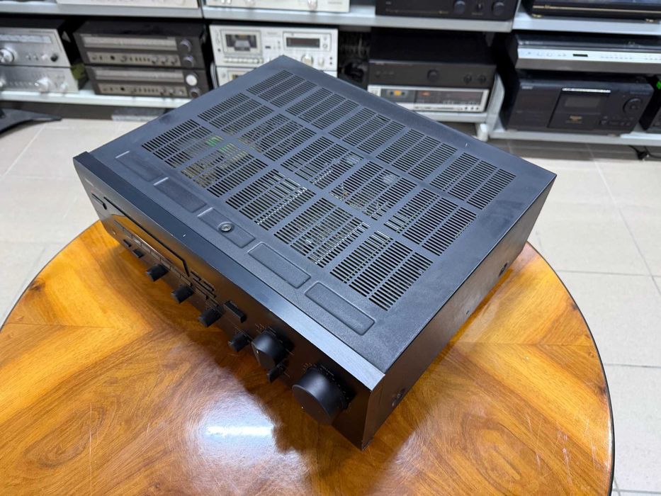 Amplituner Yamaha RX-570 Audio Room