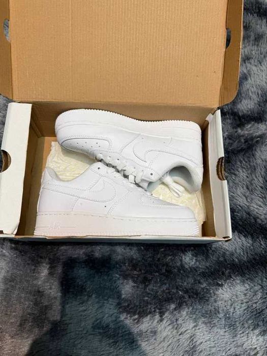 Nike_Air_Force_1_Low_07_White R.43