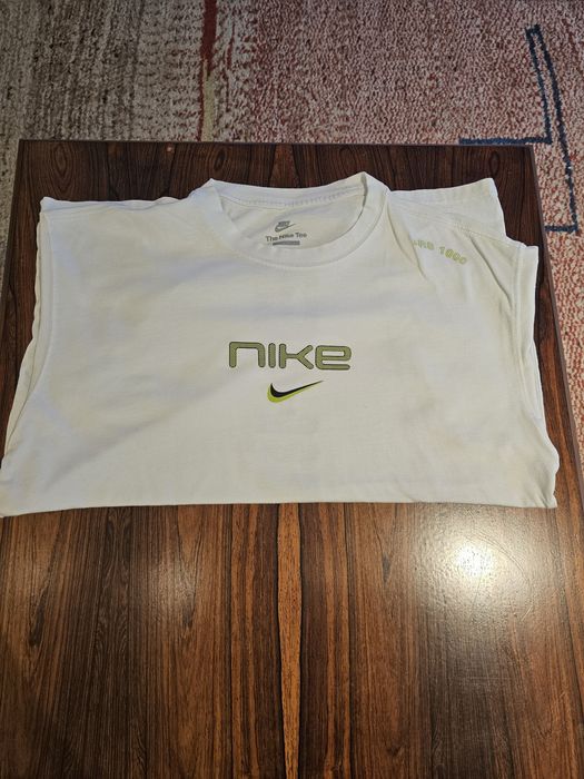 Koszulka nike tee loose fit z nadrukiem