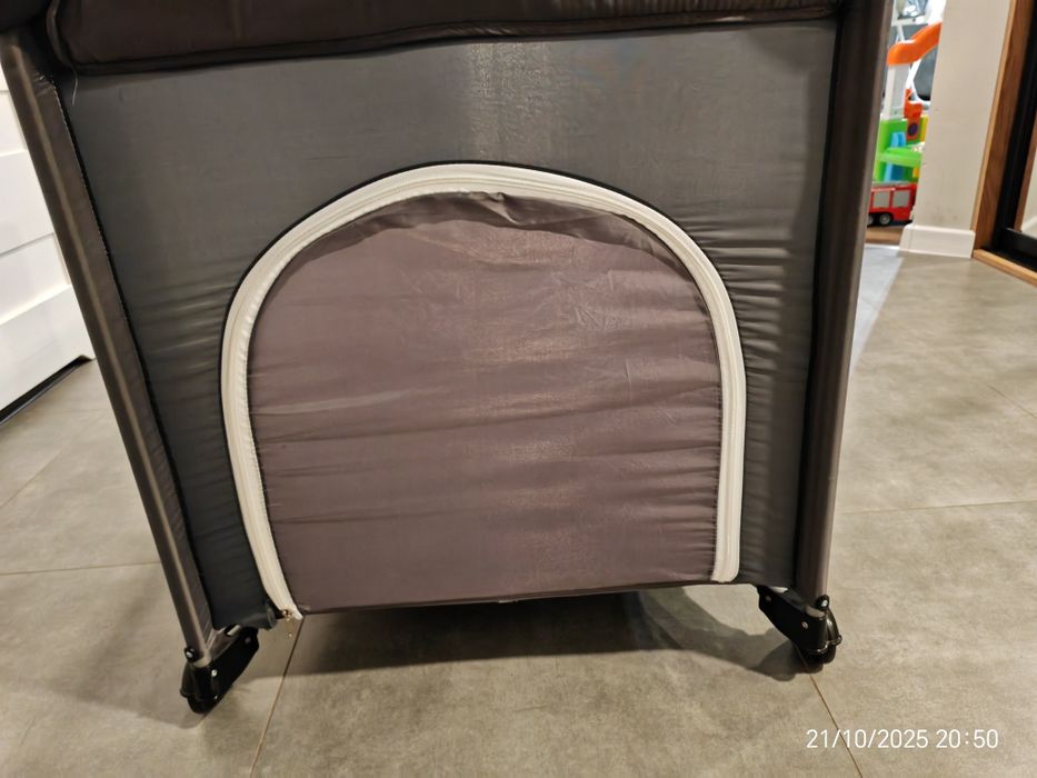 Łóżeczko dziecięce turystyczne z kołami i z blokadą 126x71cm kojec