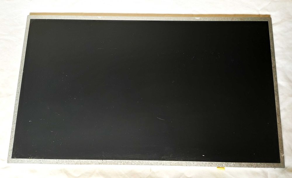 ECRÃ LCD LED  17.3″ 40p Para Portátil