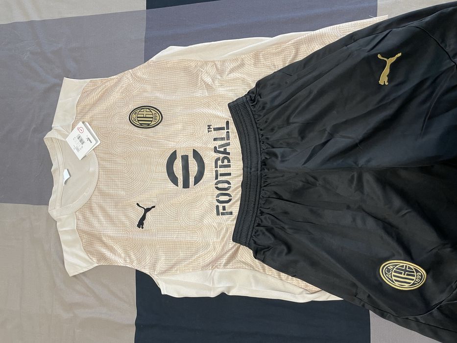 Conjunto Futebol Milan