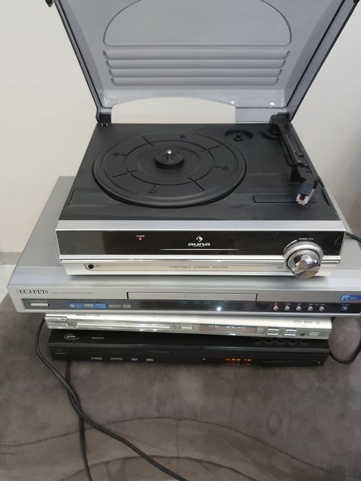 Sprzedam 3 DVD CD,gramofon sprzedany