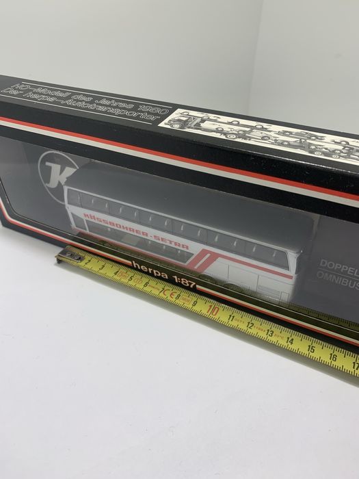Setra S 228 DT da Herpa escala 1/87