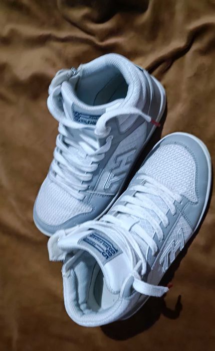 Кросівки оригінал