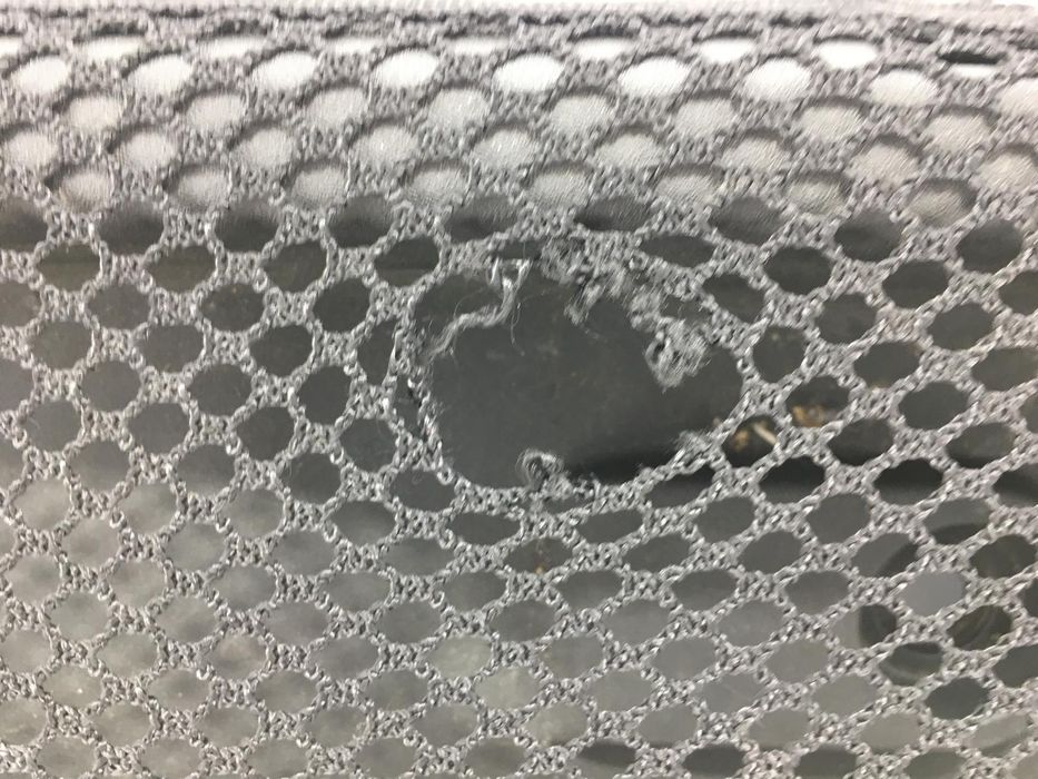 Бардачок задній NISSAN NAVARA D40 2005-2010 (під сидіння) 76982EB403