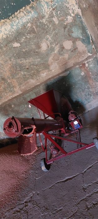 Протруювач зерна.