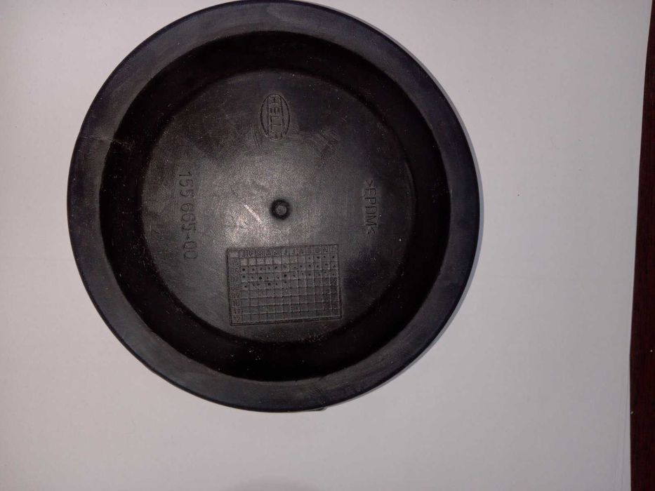 Заглушка для передней фары Skoda Fabia 2