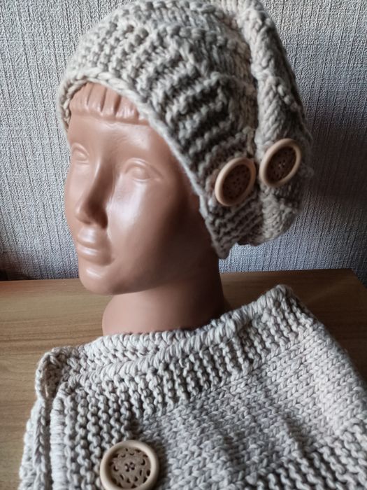 Комплект берет та шарфик ручної роботи