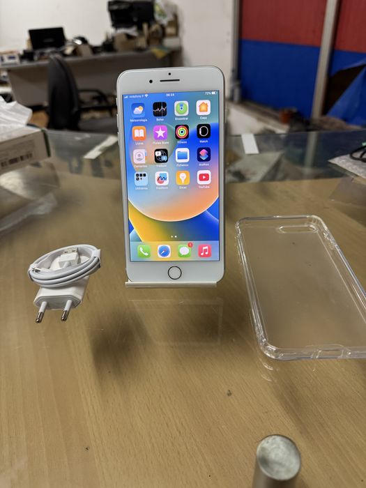 Vendo iPhone 8 plus 64Gb restaurado