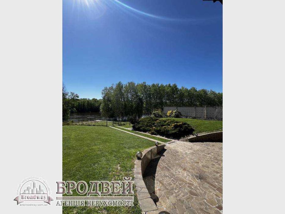 Продається будинок в с.Боромики