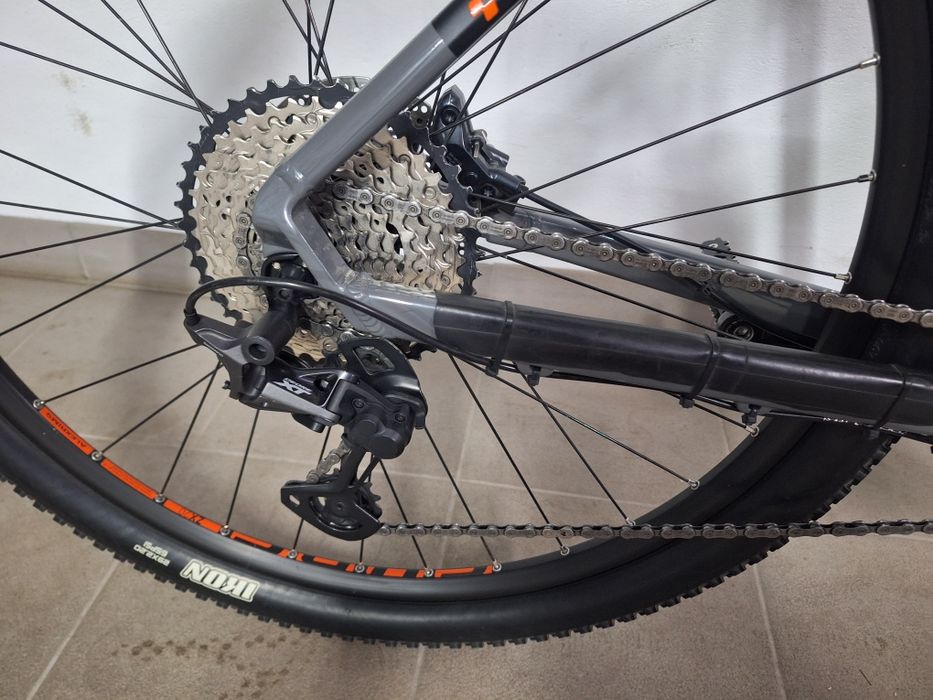 Cube race one 2021 xt slx 19 cali