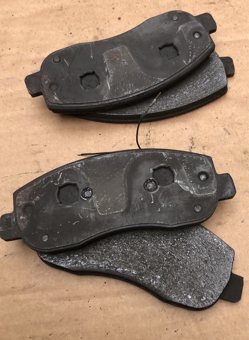 Тормозні колодки Renault master