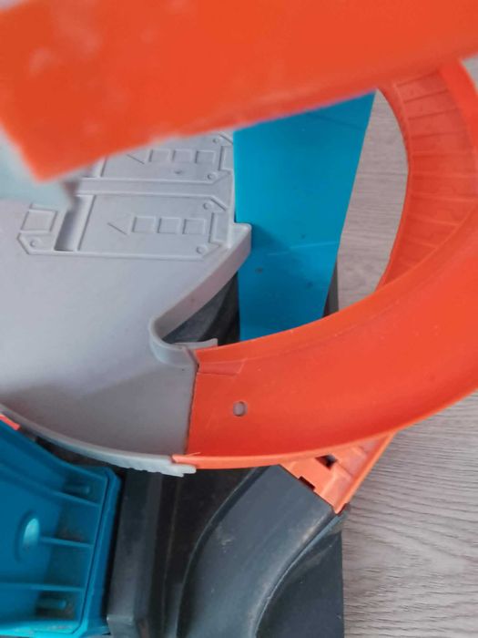 hot wheels ultimate garage