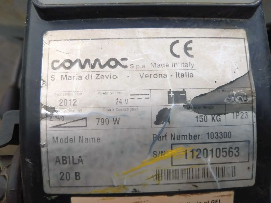 Profesjonalna szorowarka Comac  C45E