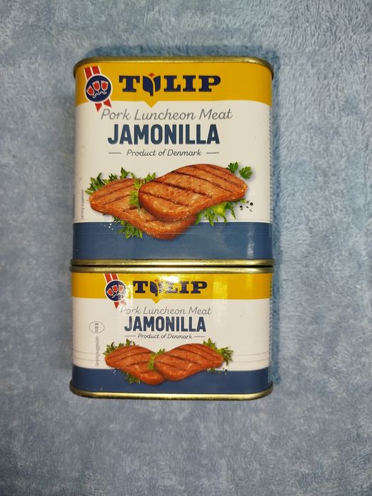 Консерва куриная ,свиная.