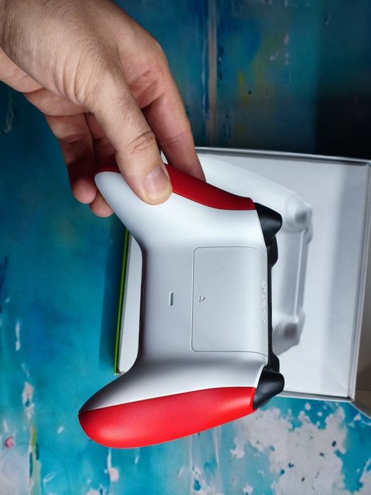 геймпад Xbox Wireless Controller Pulse Red